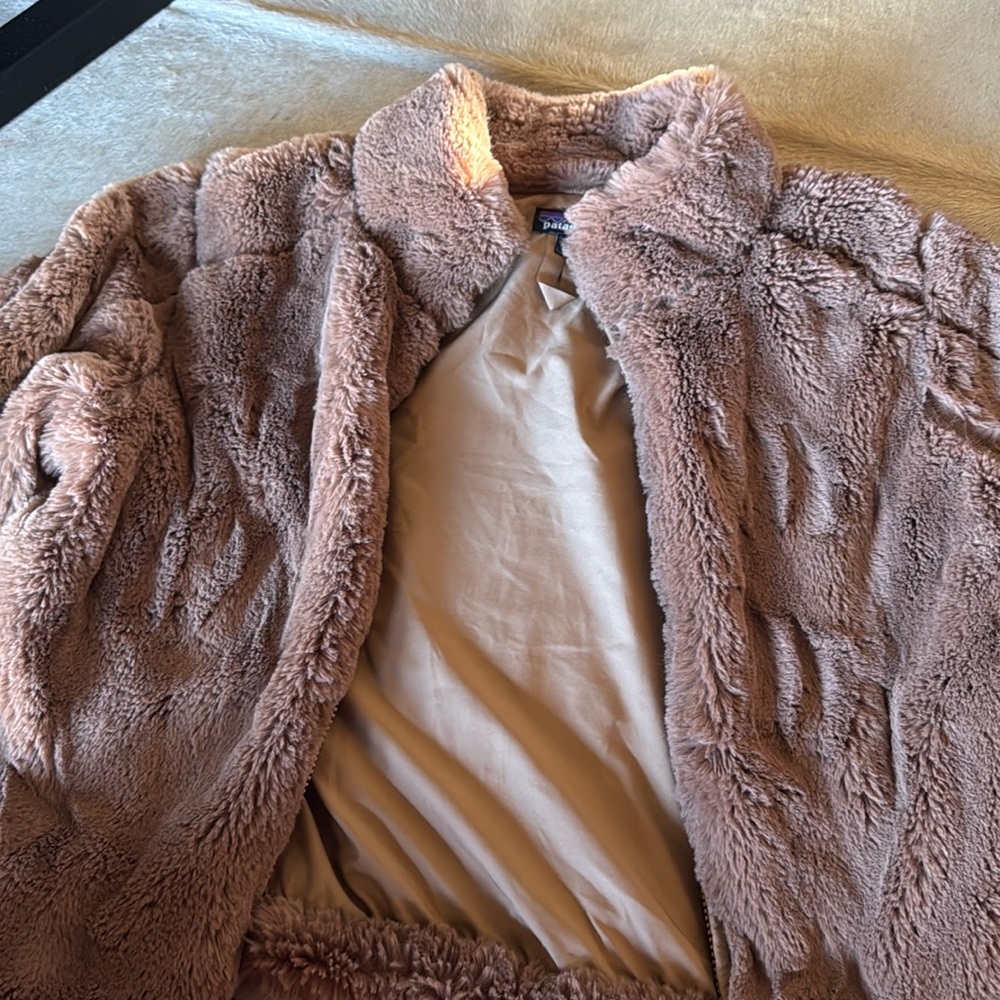 Patagonia fluffy jacket